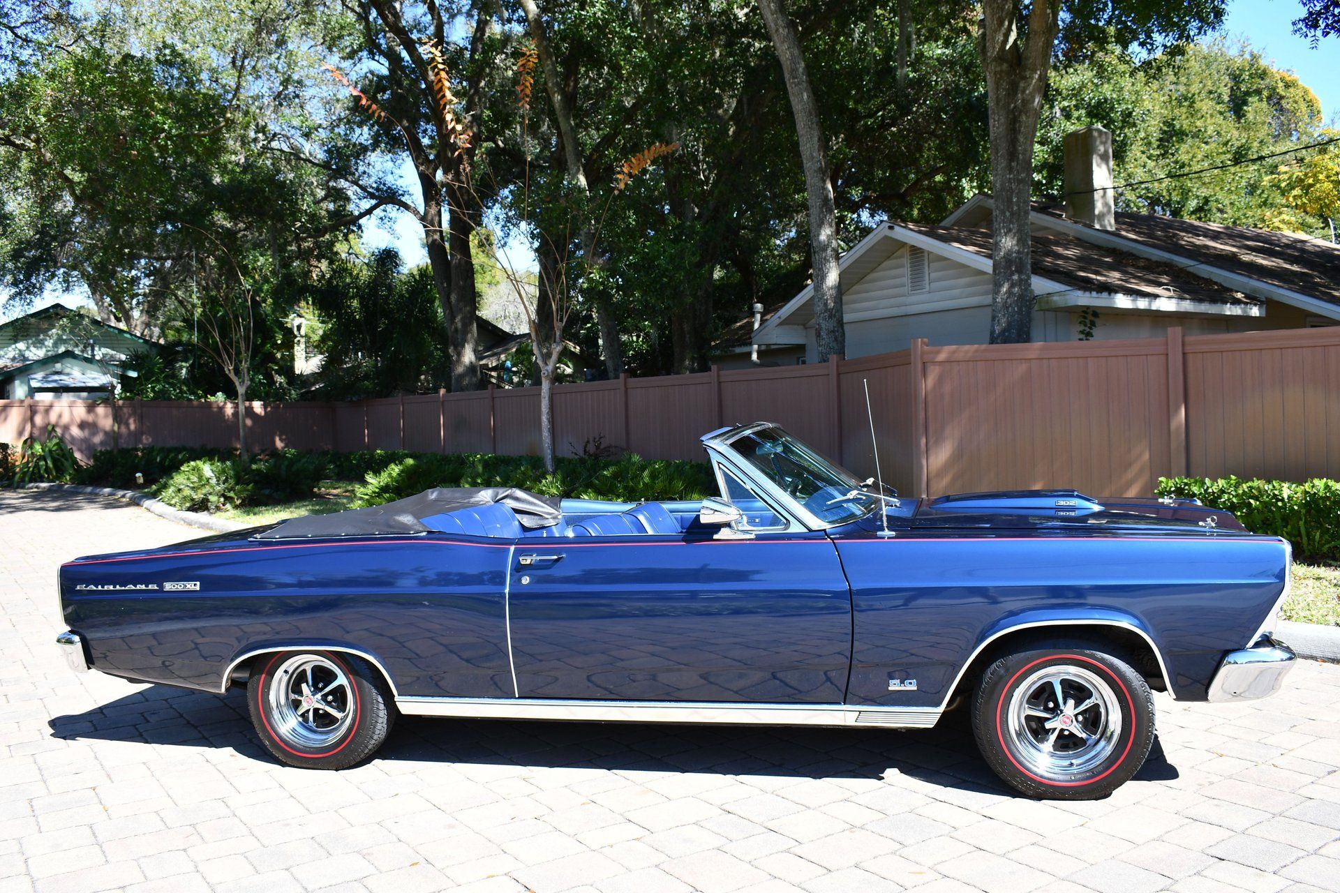 1966 FORD FAIRLANE 500XL - Image 7