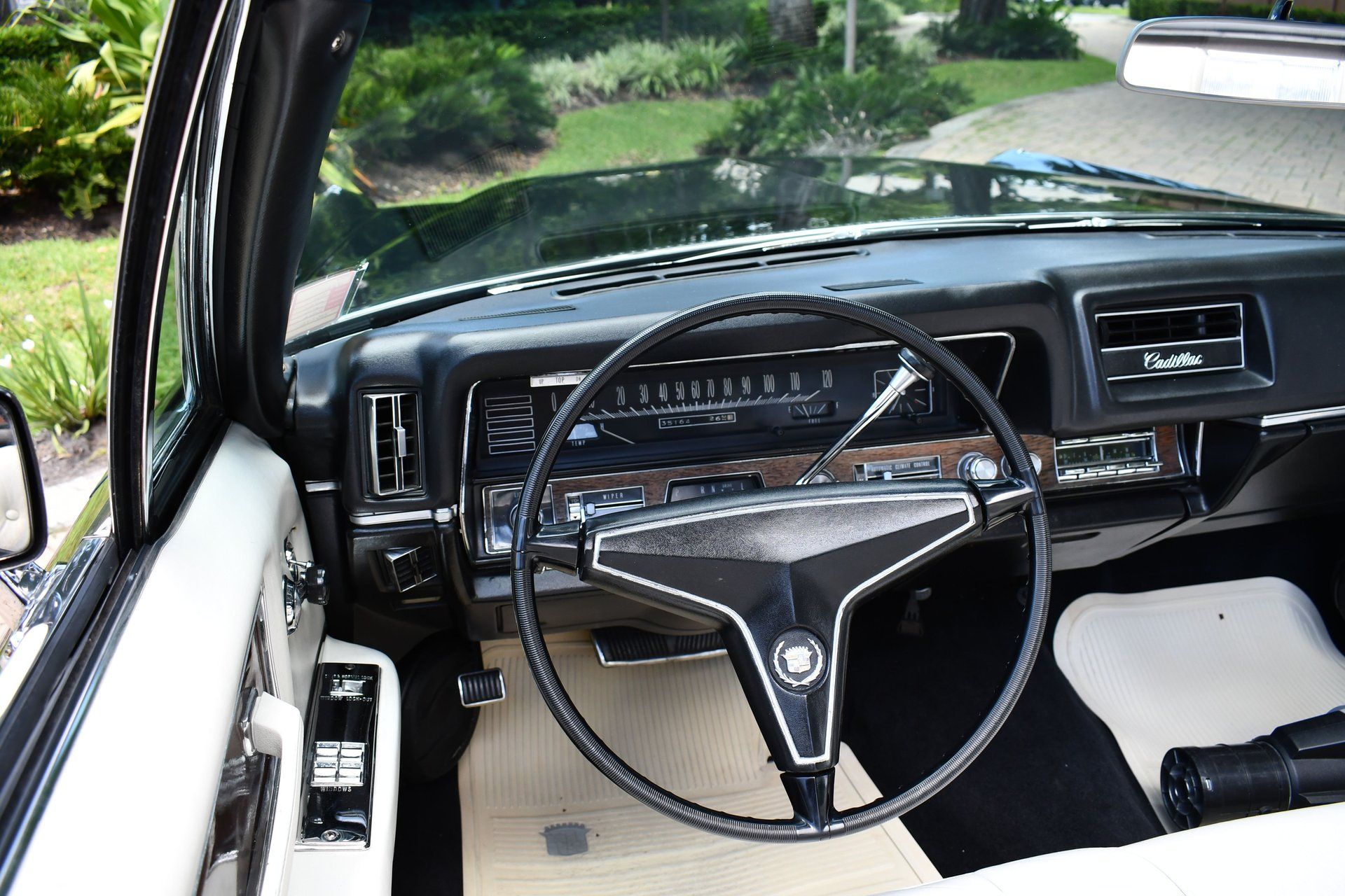 1968 CADILLAC DEVILLE - Image 16