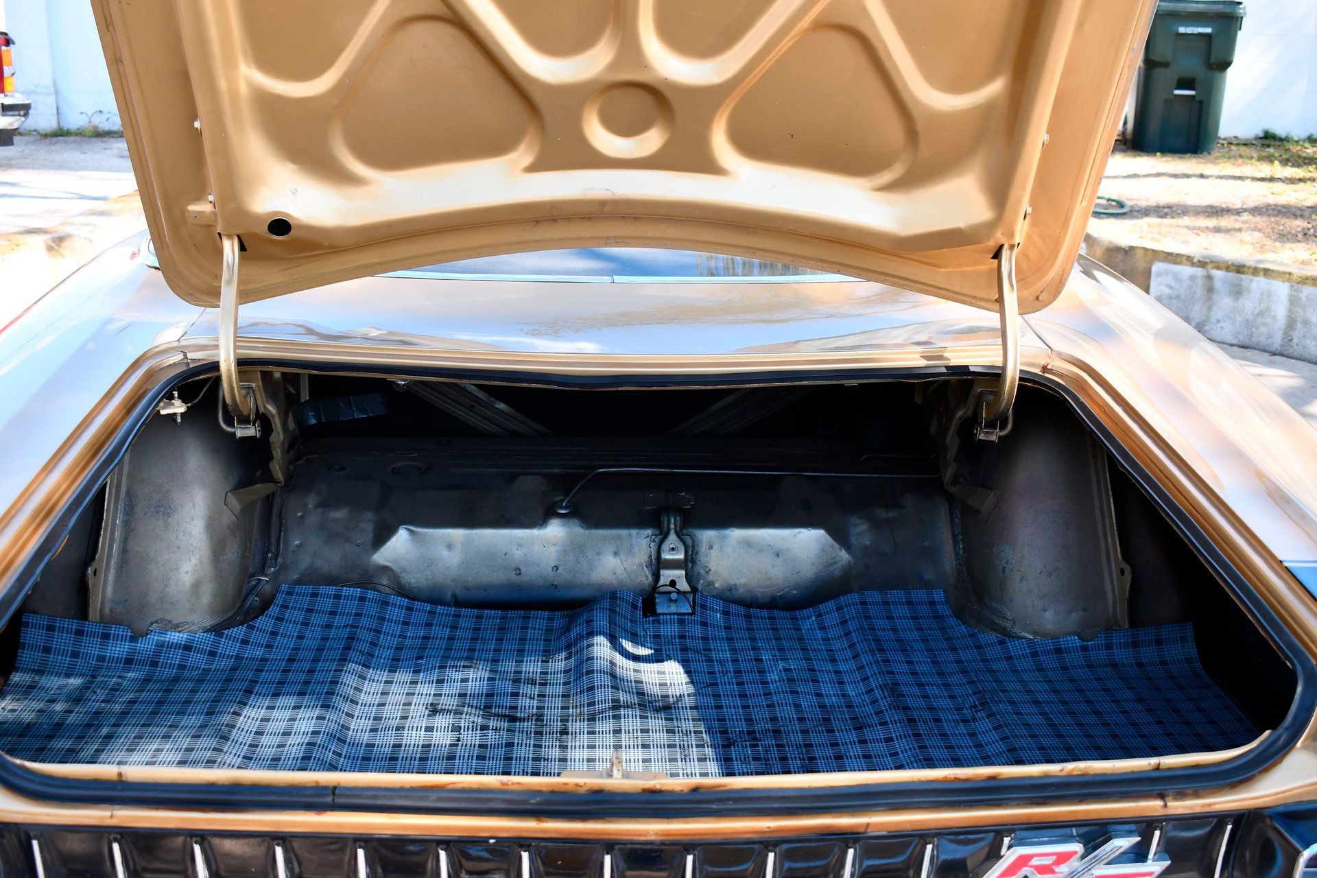 1968 DODGE CORONET RT - Image 16