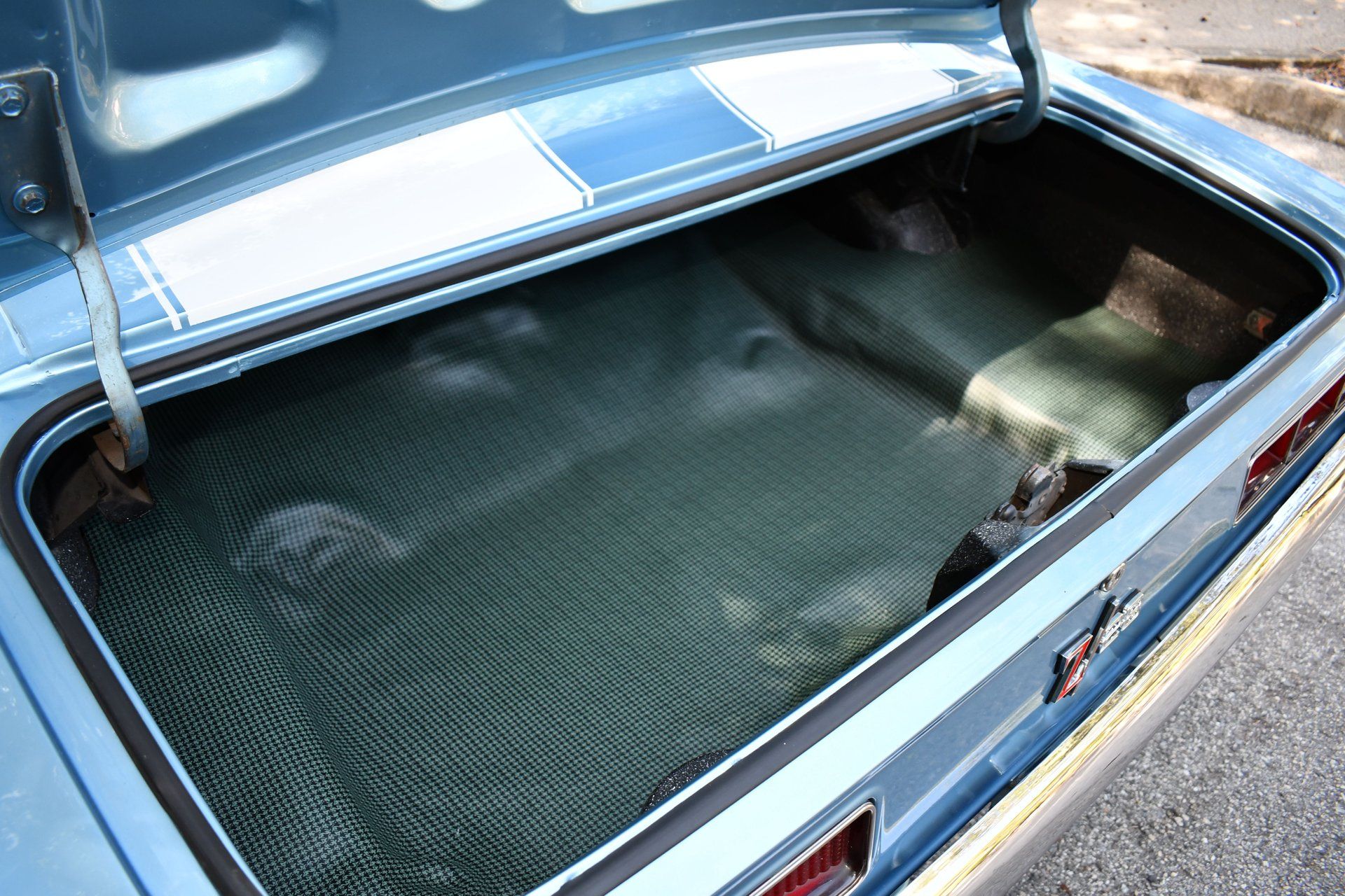 1969 CHEVROLET CAMARO - Image 16