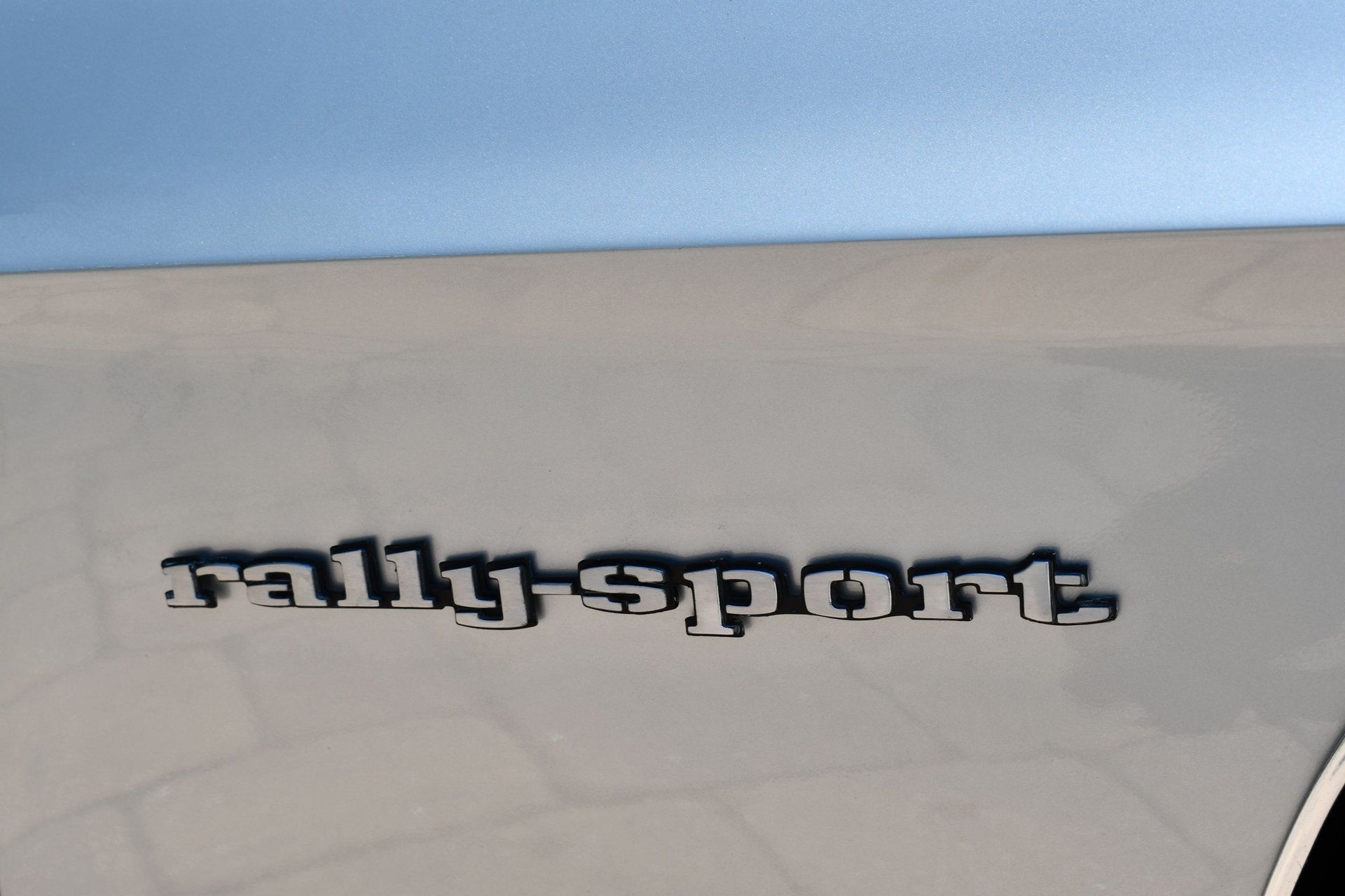 1969 CHEVROLET CAMARO Z28 - Image 8