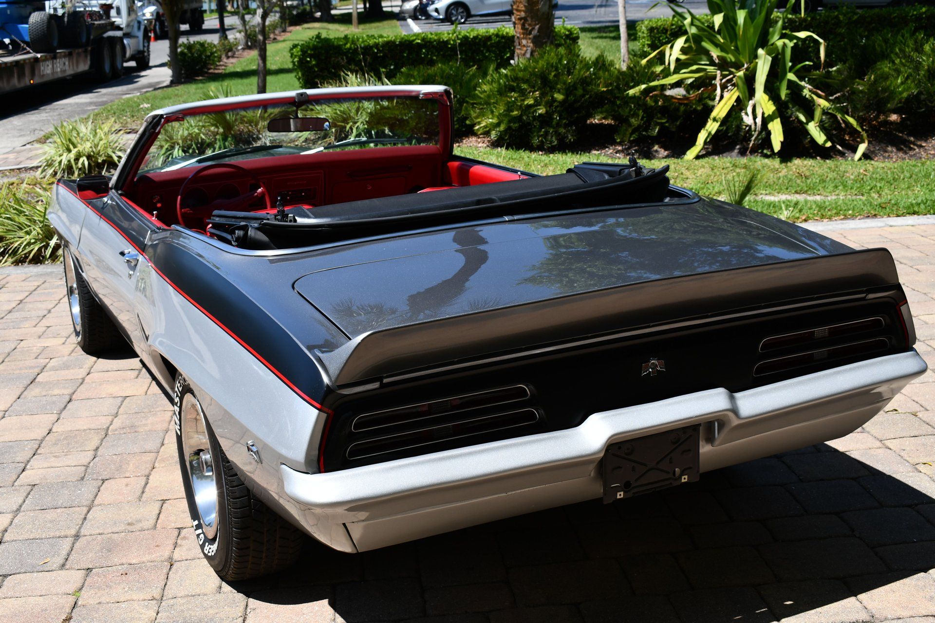 1969 PONTIAC FIREBIRD - Image 12