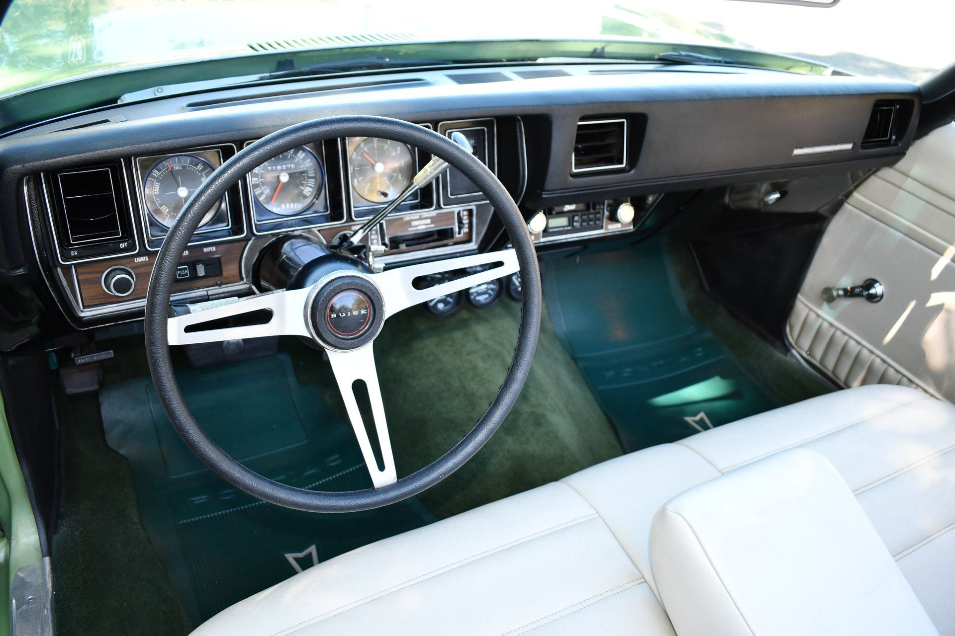 1972 BUICK SKYLARK GS - Image 10