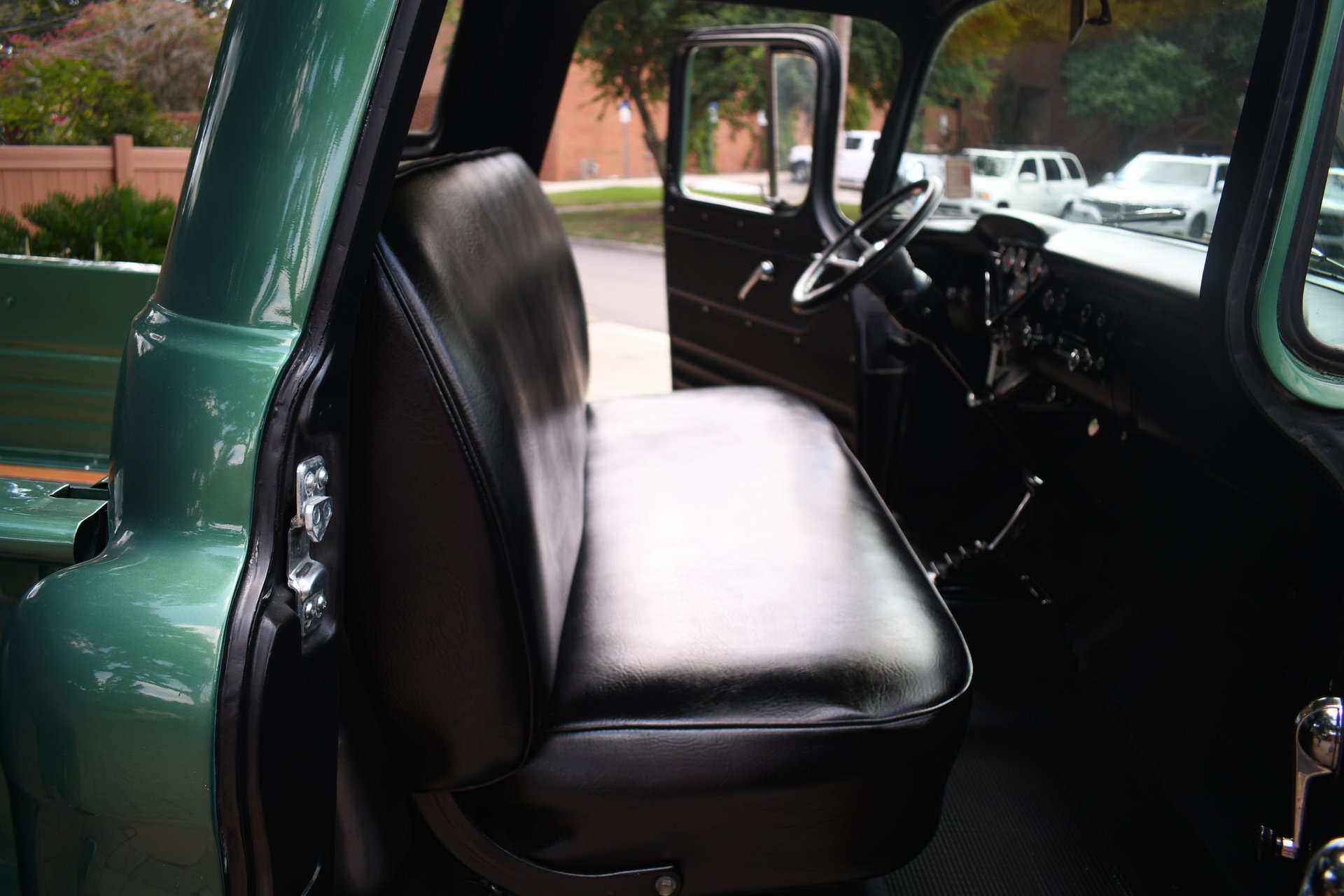 1957 CHEVROLET 3200 - Image 14