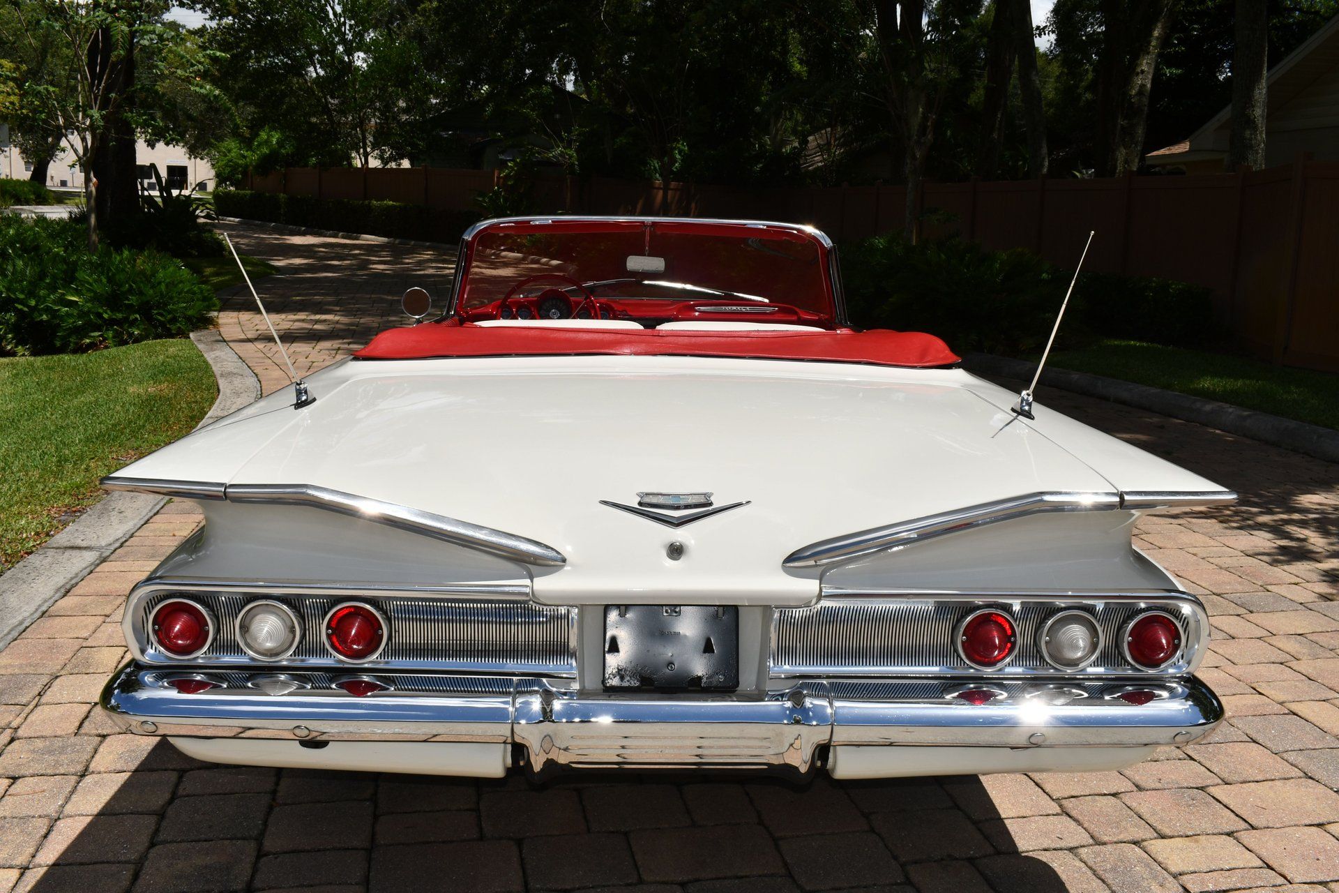 1960 CHEVROLET IMPALA - Image 12