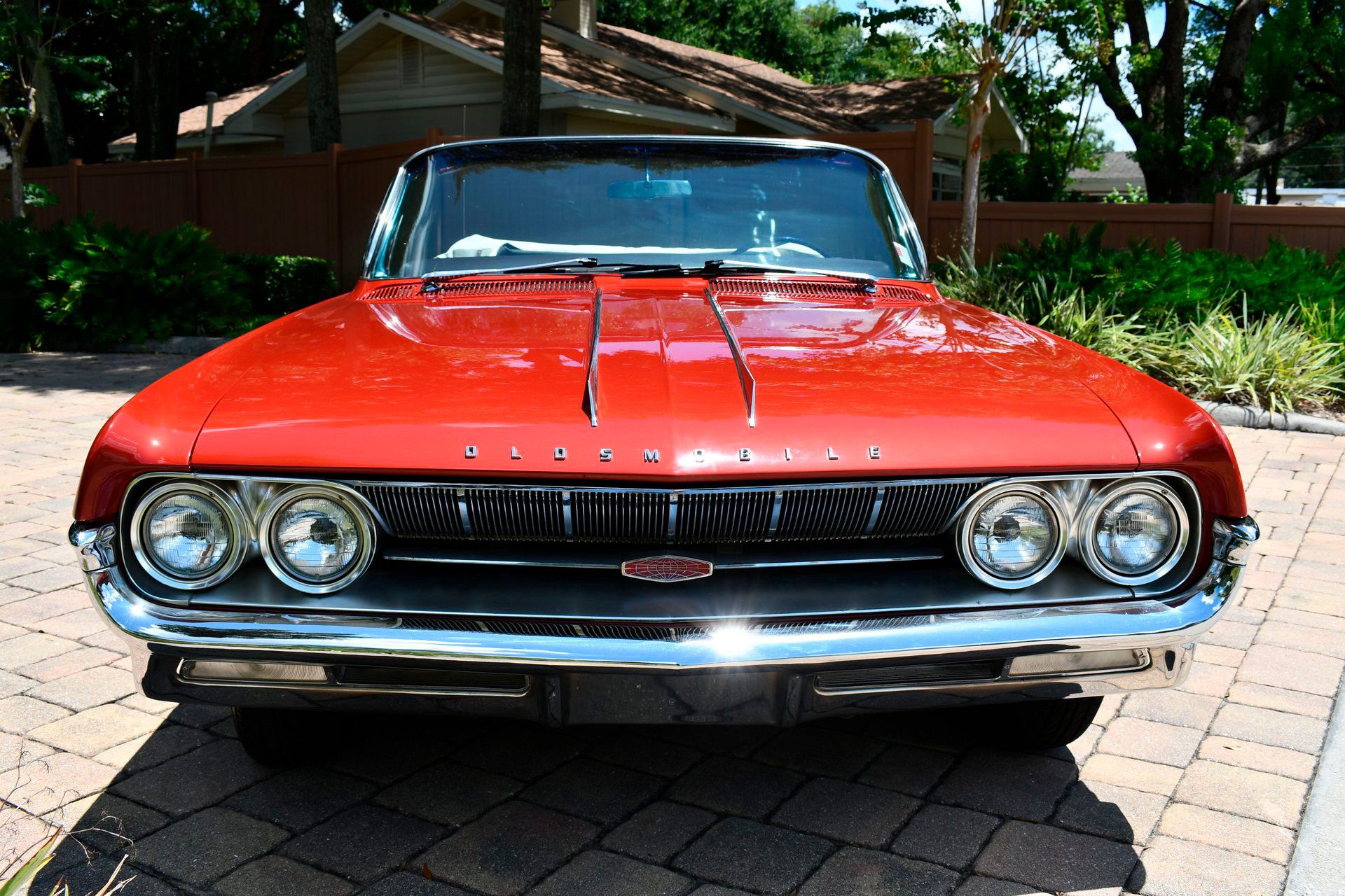 1961 OLDSMOBILE STARFIRE - Image 2