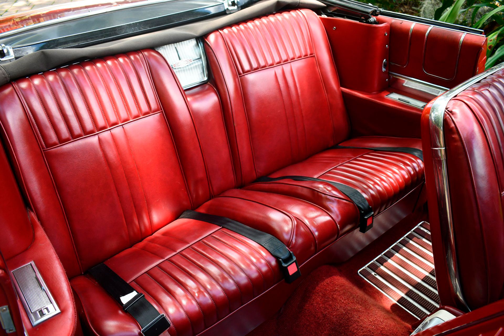 1961 OLDSMOBILE STARFIRE - Image 18