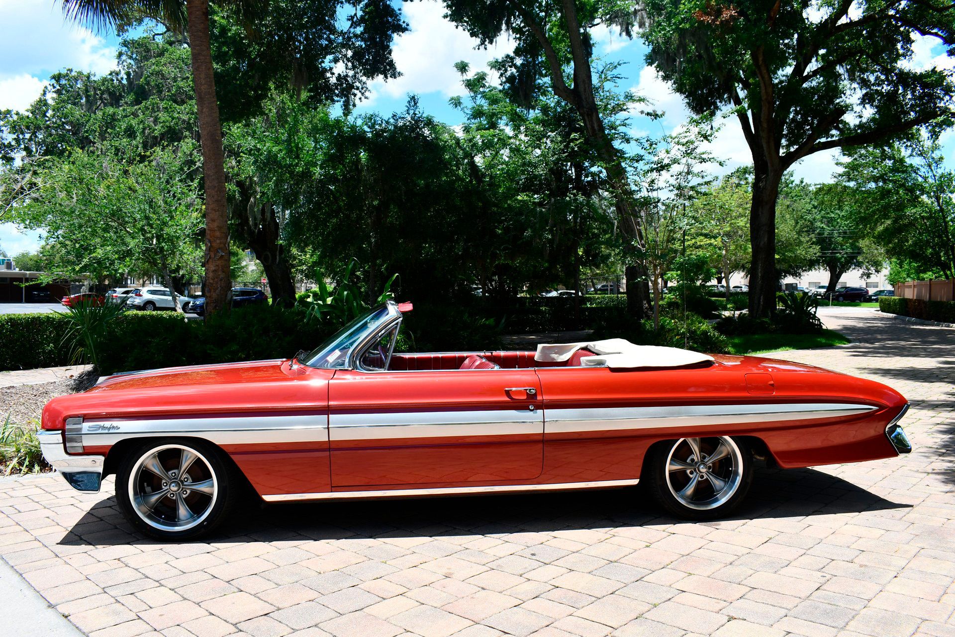 1961 OLDSMOBILE STARFIRE - Image 6